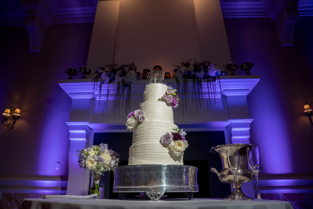 Uplighting around a wedding cake