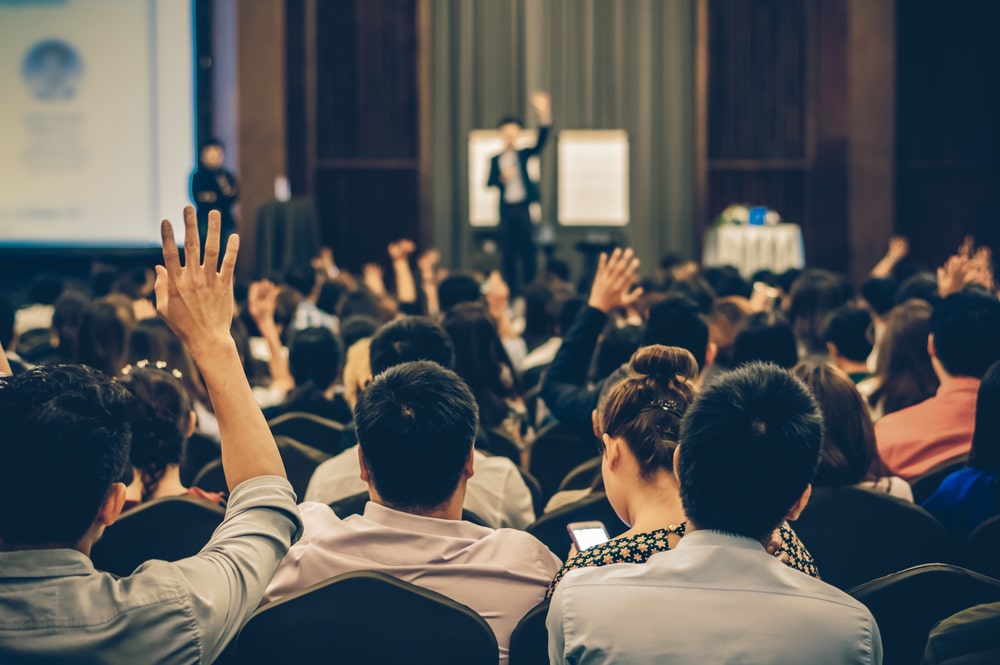 Simple Guide On How To Engage Your Audience At A Corporate Event