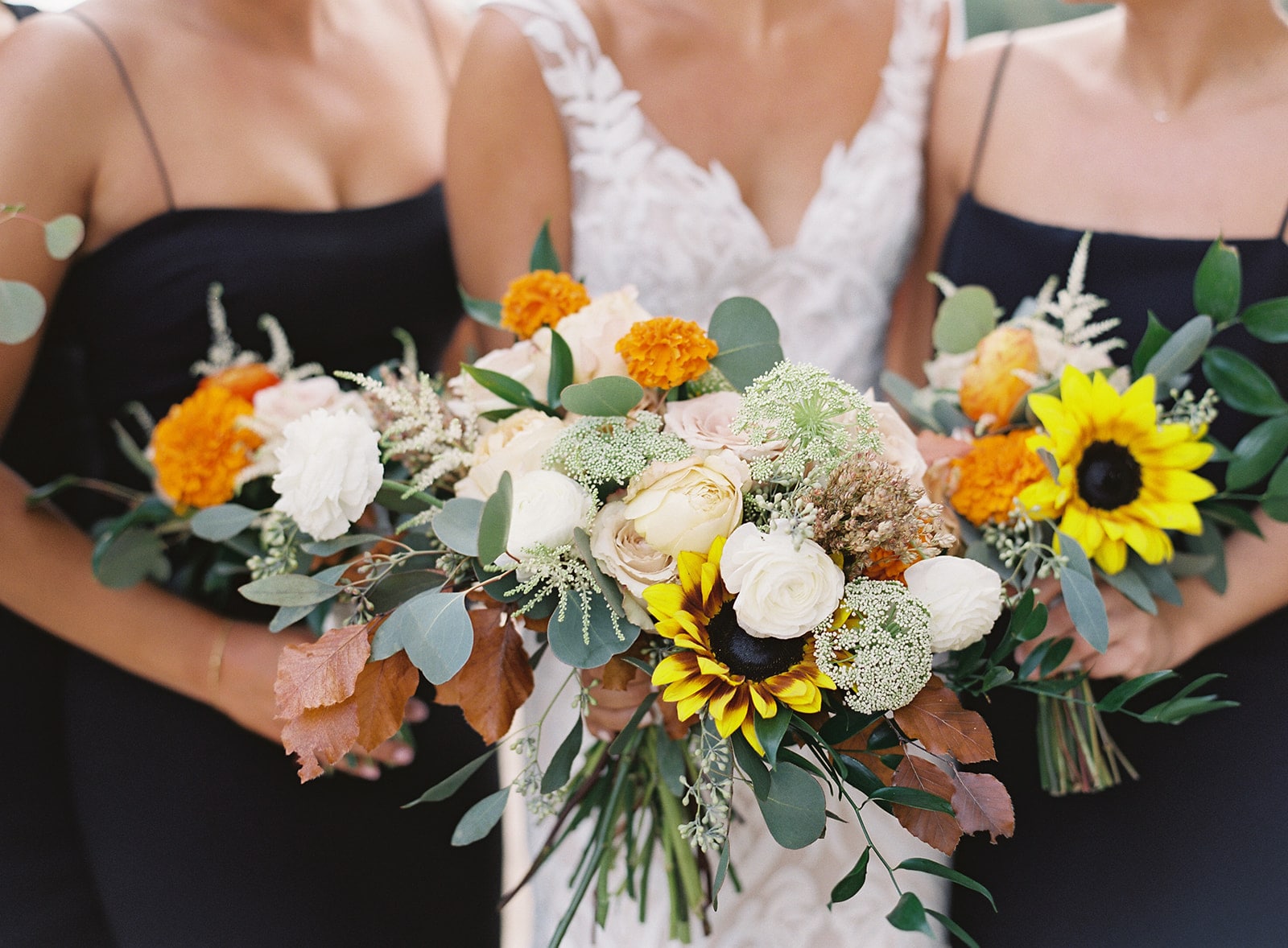 The Best Flowers For A Fall Wedding