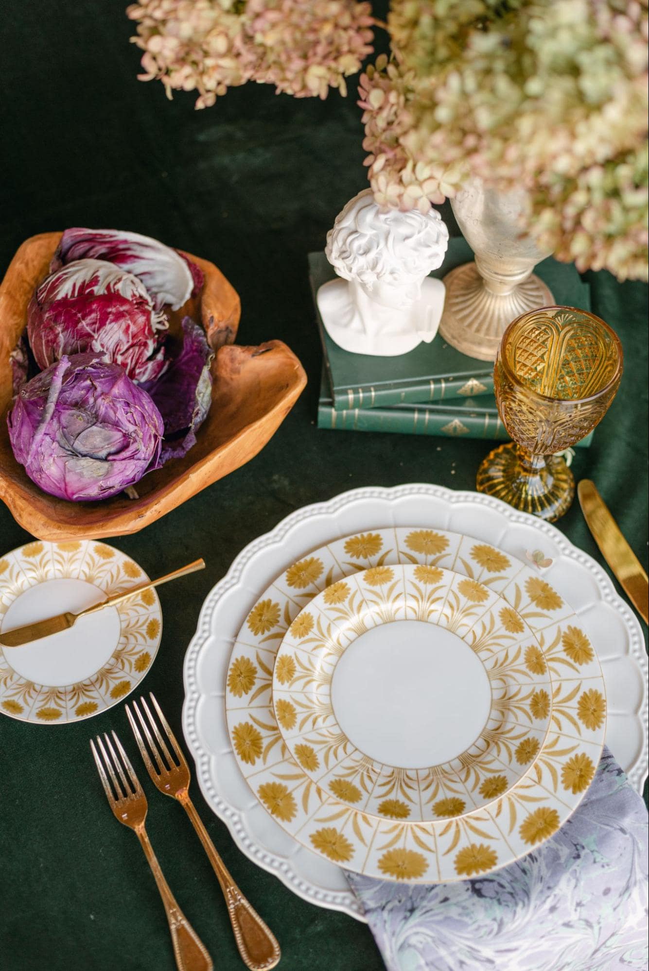 Various Ways To Set Tableware At An Event