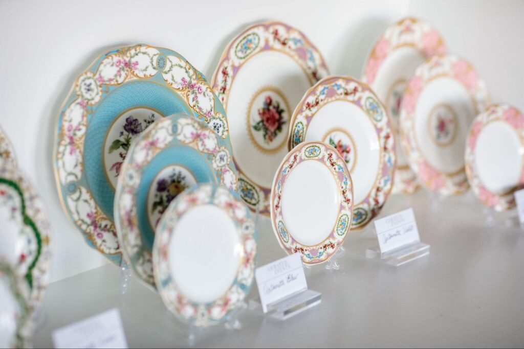 Plates in a display