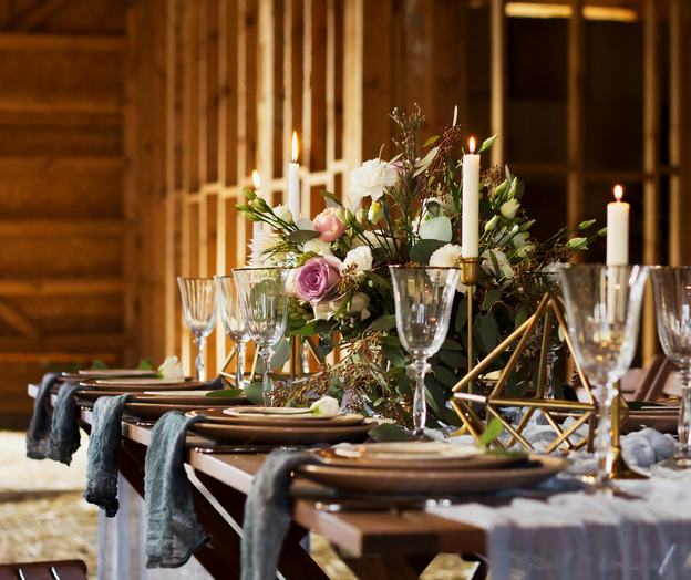 Summer wedding banquet in a barn
