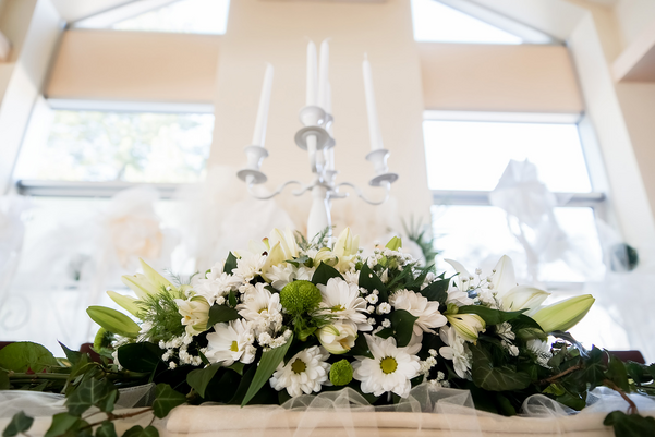 White wedding floral arrangement