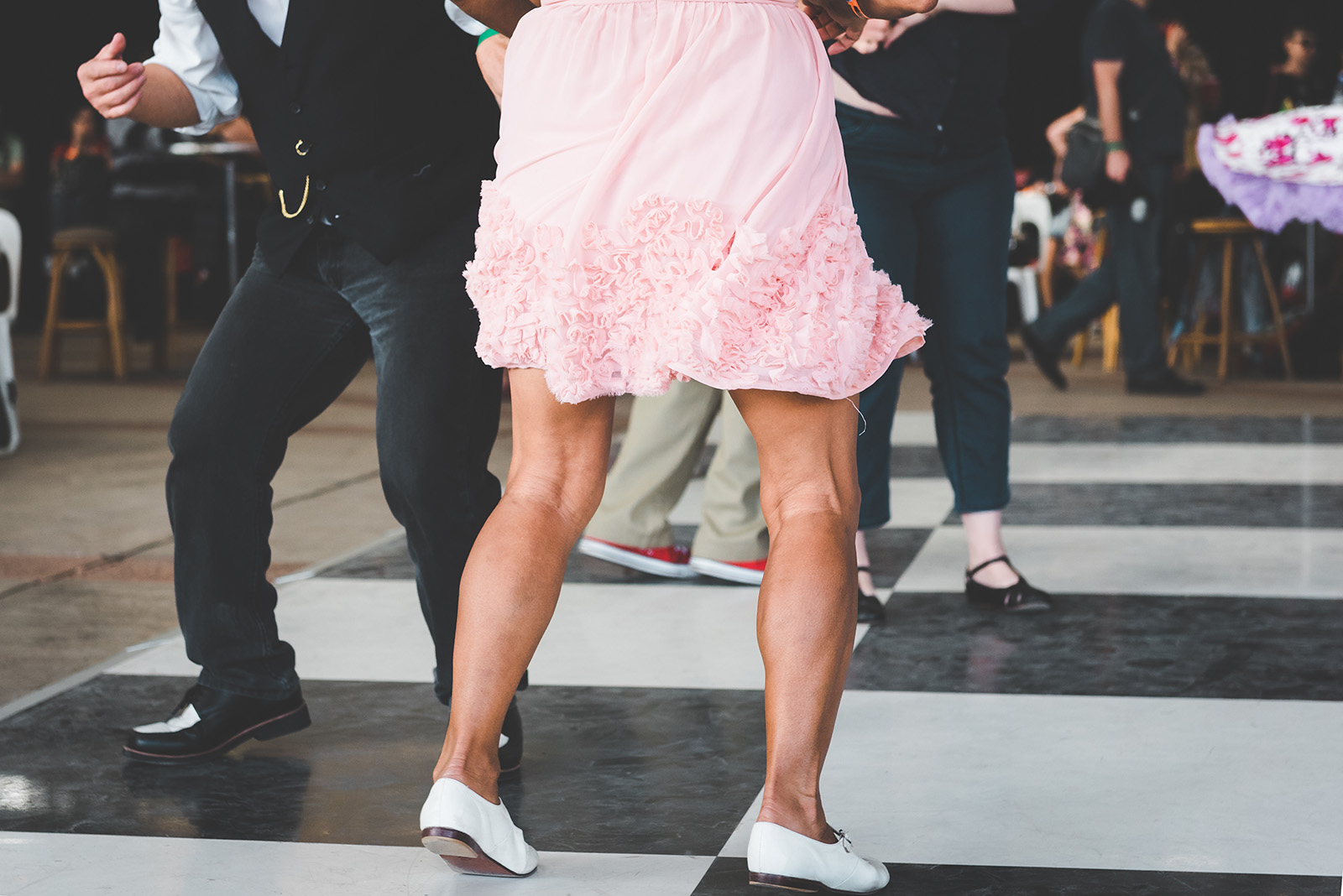 Chequered dance floor covering