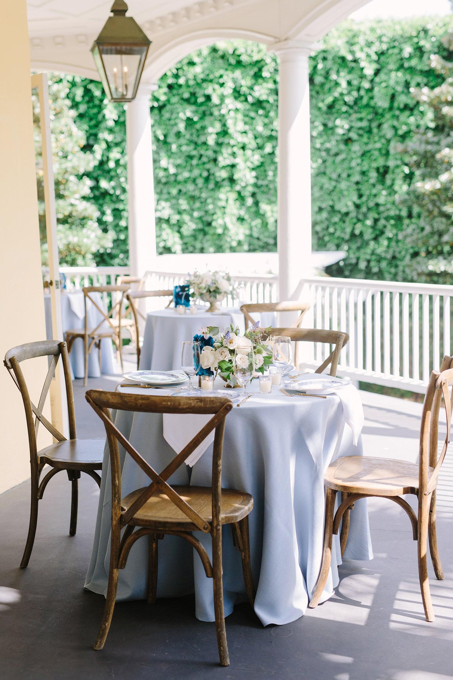 Lighting arrangements with rustic elements enhancing the ambiance of a farm table event